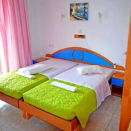 Nitsa's * Megálon Choríon