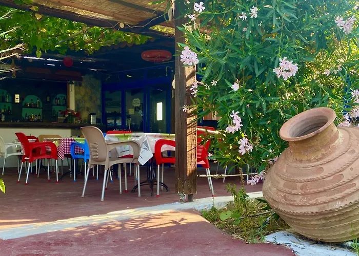 Nitsa's * Megálon Choríon