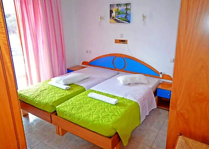 Nitsa's * Megálon Choríon