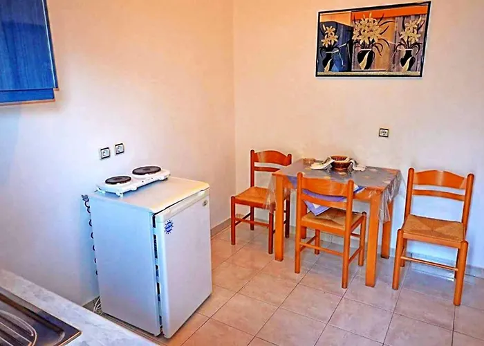 Nitsa's Megálon Choríon