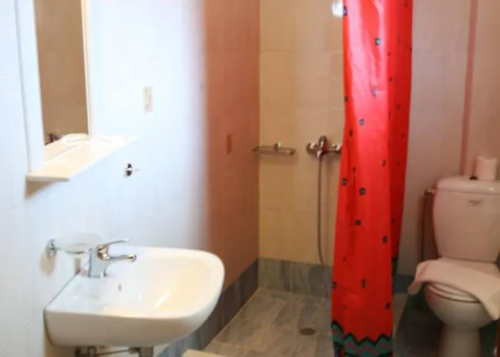 Nitsa's * Megálon Choríon